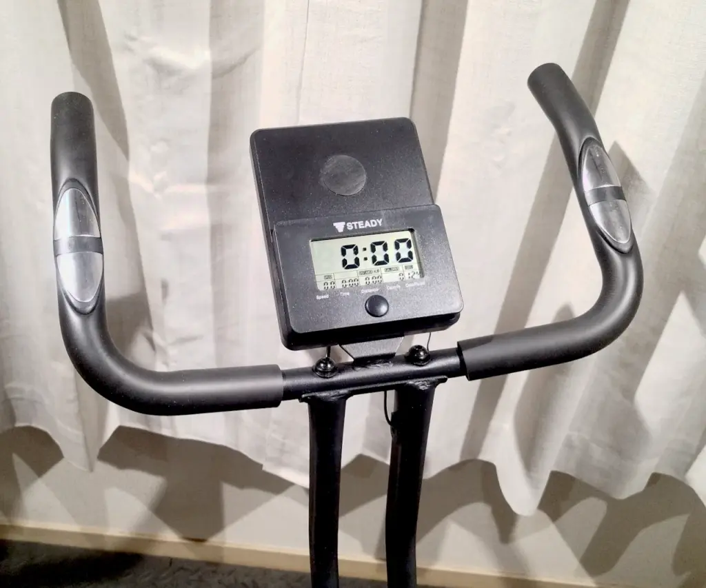 STEADYエクササイズバイクST102購入後レビュー【エアロバイク】