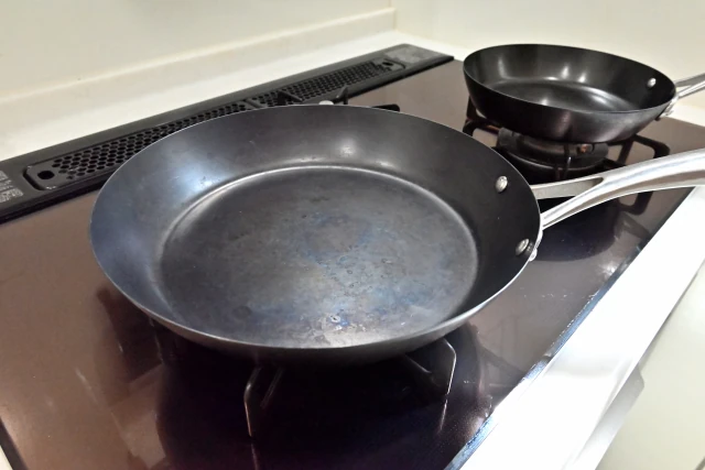 Turk クラシックフライパン24センチにシンデレラフィットの蓋